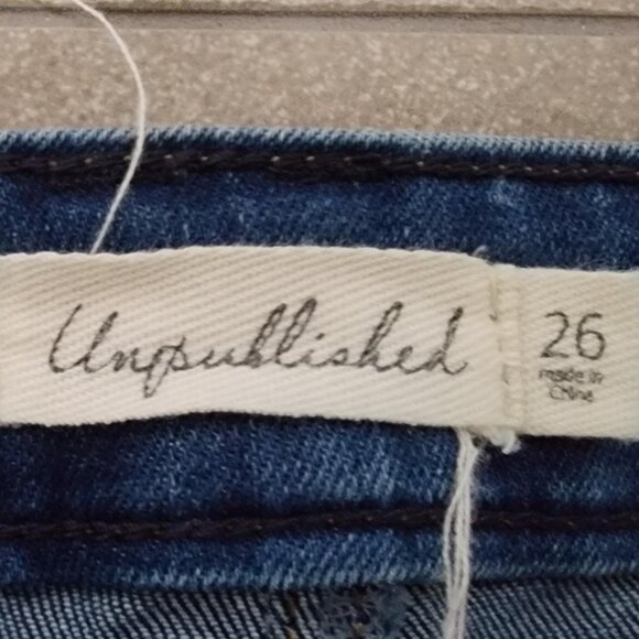 NWT UNPUBLISHED "Kenzie" Designer Denim Blue Jeans Distressed - Womens Size 26 - Picture 2 of 9